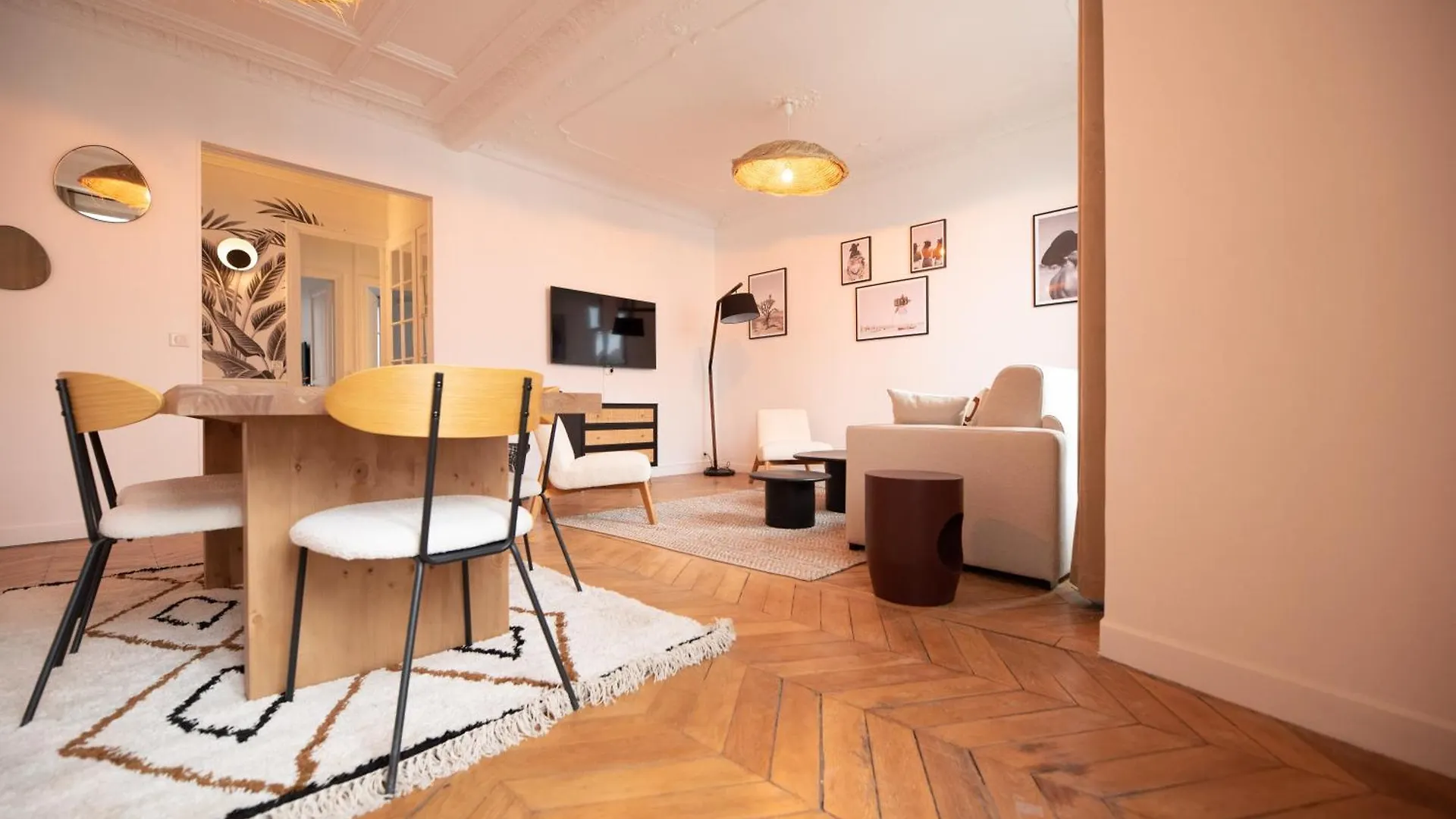 Residence Gustave Eiffel - Paris 0*,