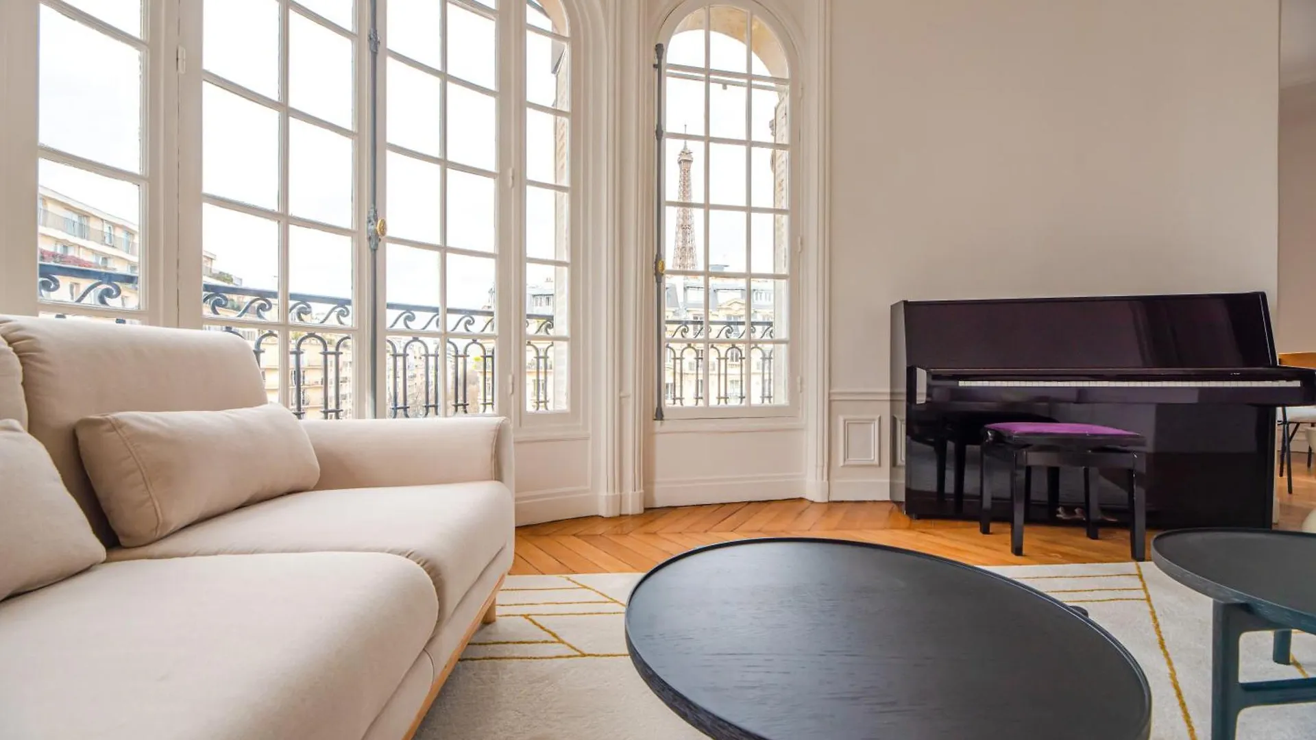 Apartment Residence Gustave Eiffel - Paris France